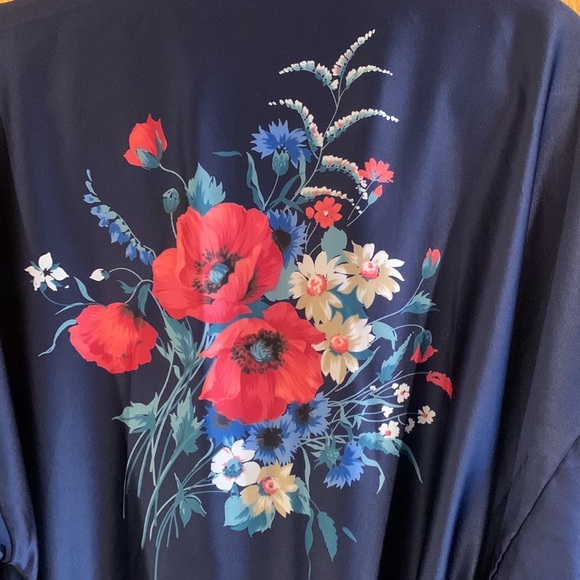 Vintage Kimono Style Satin Floral Long Navy Long Robe Women Sz 10– 12 Made in UK - Picture 16 of 17